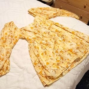 XL Forever 21 Floral 70s Long Sleeve Smocked Dress